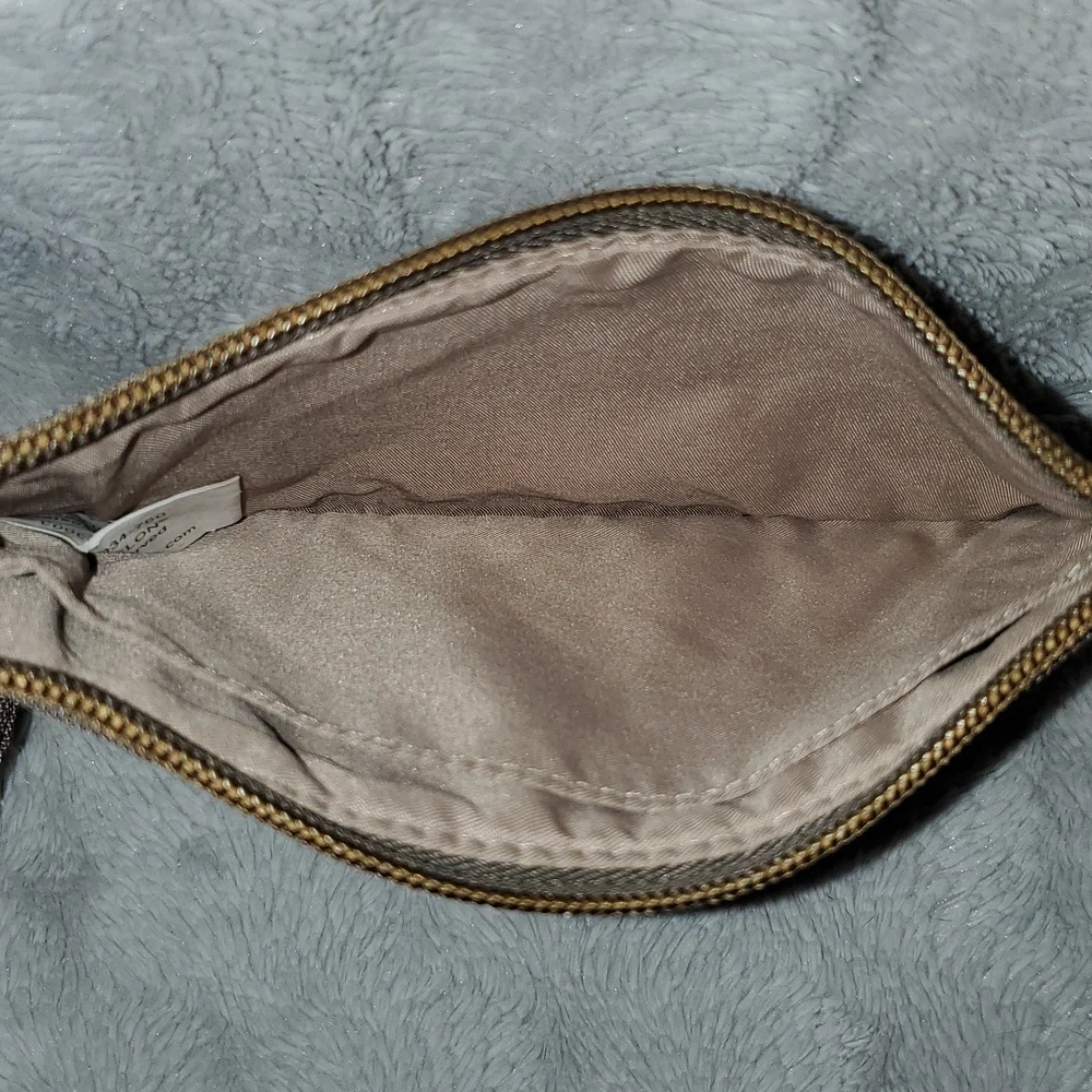 Travelon Wristlet